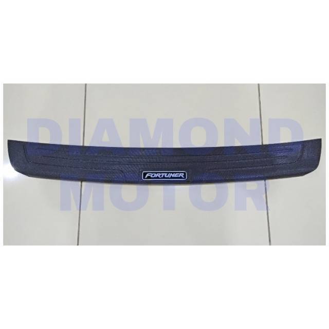 Toyota Fortuner Sill Plate Sillplate Silplate Belakang Plastik