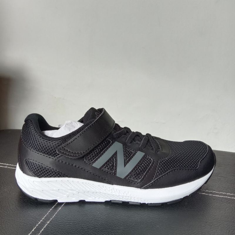 new balance yt570bk