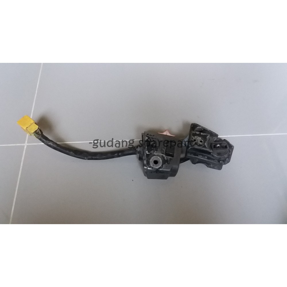 Holder Kanan Original Suzuki Crystal