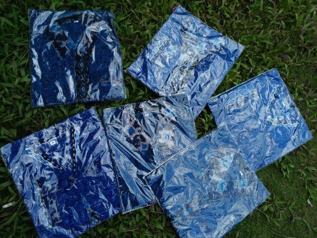 Kemejabatikpria/batikpria/batikcowok/bajubatik/pakaianbatik/batikpekalongan/batik Oval Litle