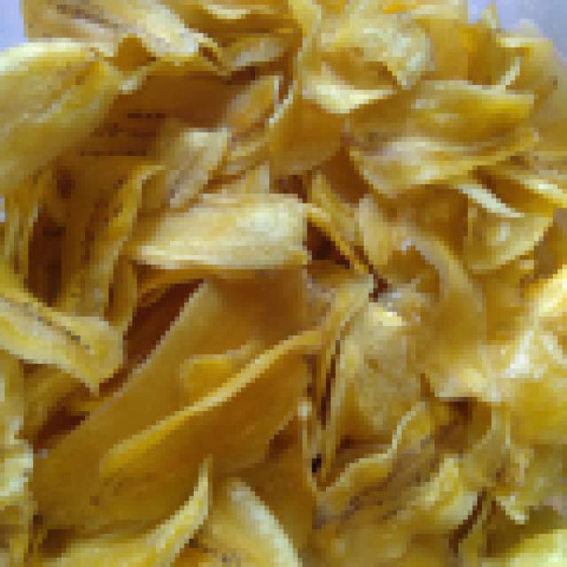 

Kripik singkong dan kripik pisang