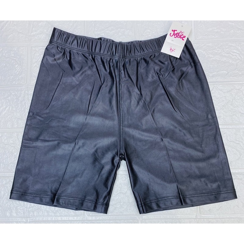 Celana Strit | Celana Short Wanita Bahan Licin Size M