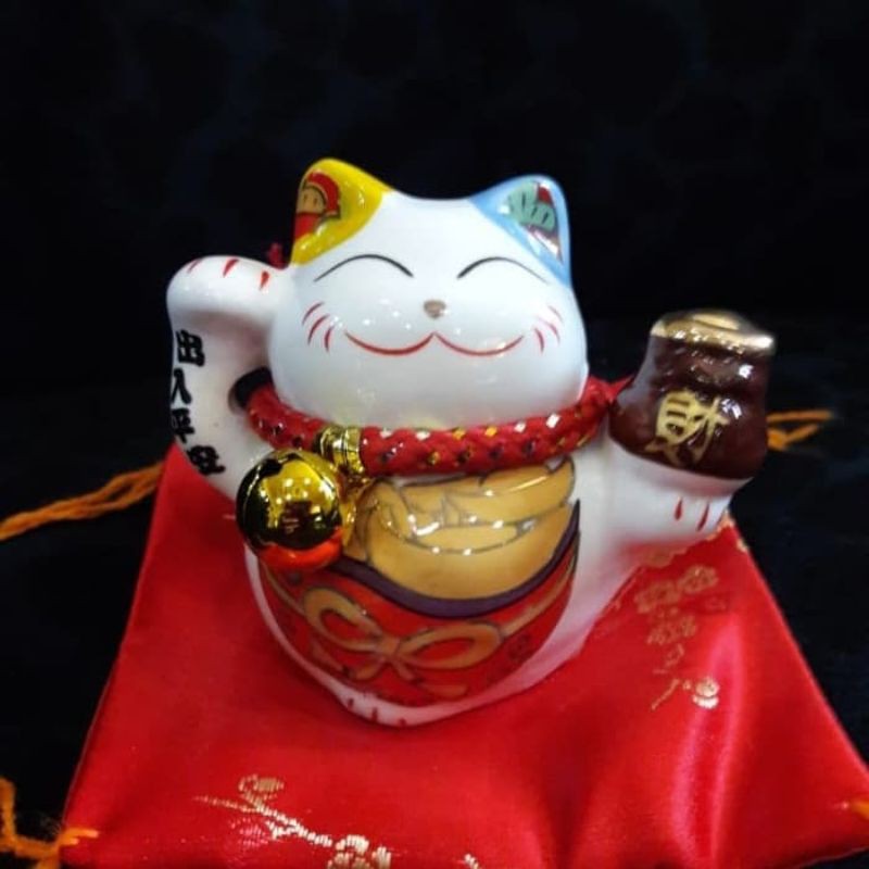 Patung kucing hoki keramik celengan 8 cm