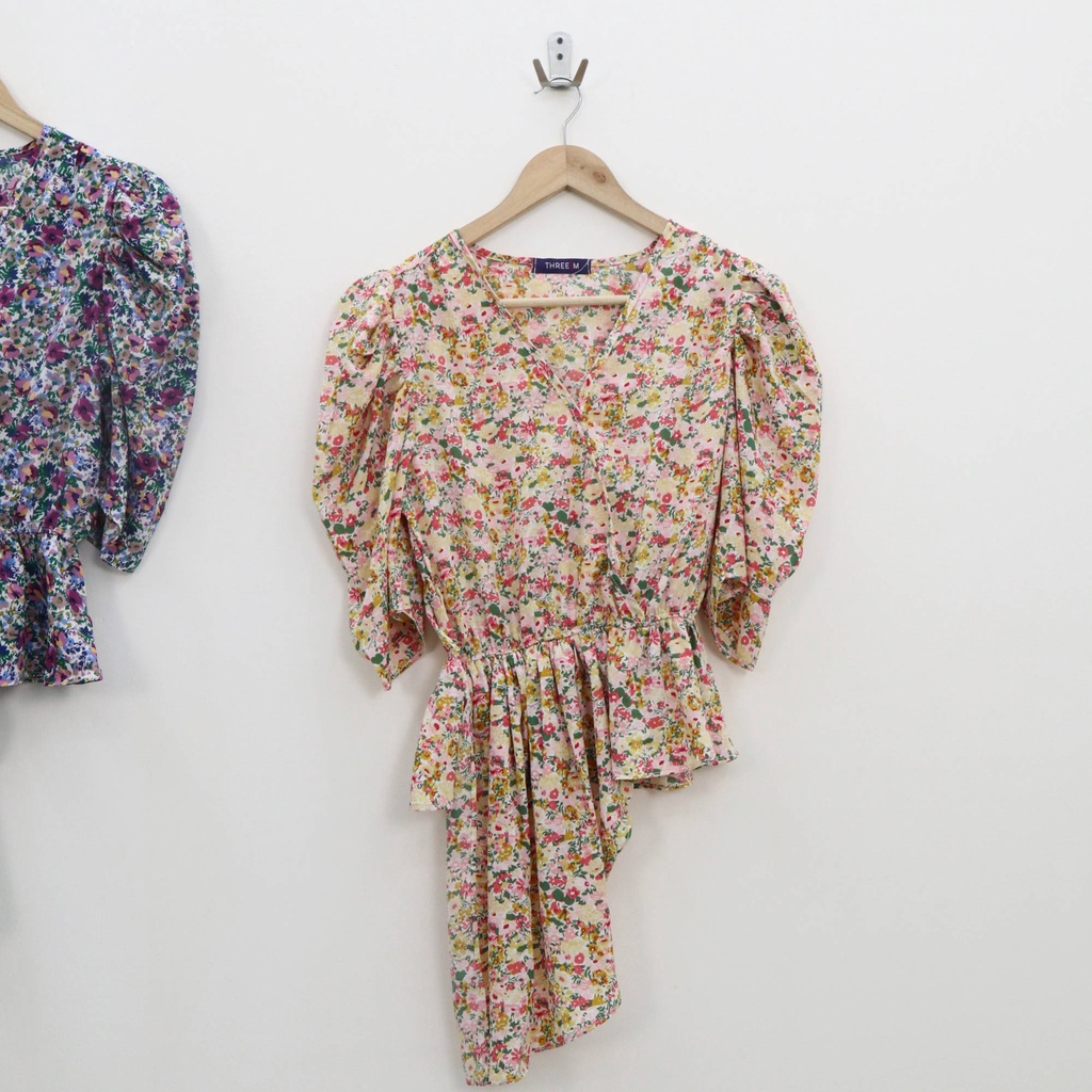 Oney flow top blouse - Thejanclothes