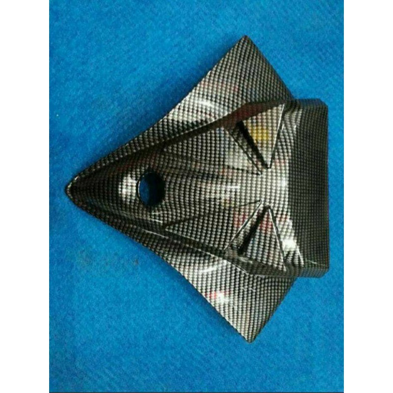 Cover Dasi Atas Carbon Bagian Logo Yamaha Motor Aerox 155