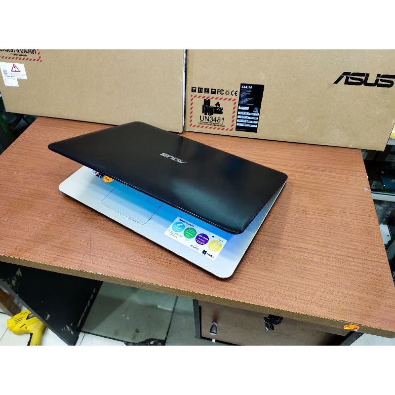 Laptop Asus X555B AMD A9 RAM 4GB HDD 500GB MULUS siap pakai cocok buat desain game edit video