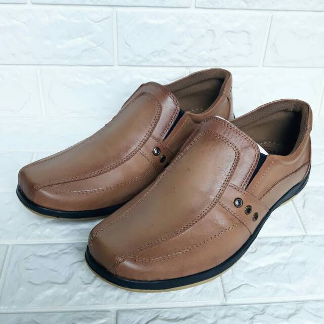 Bisa Cod Sepatu Casual Pria Kerja Bahan Kulit Fantofel