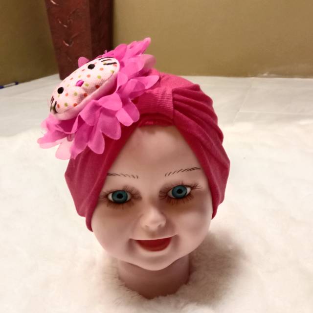 Turban anak anting mutiara bandul India