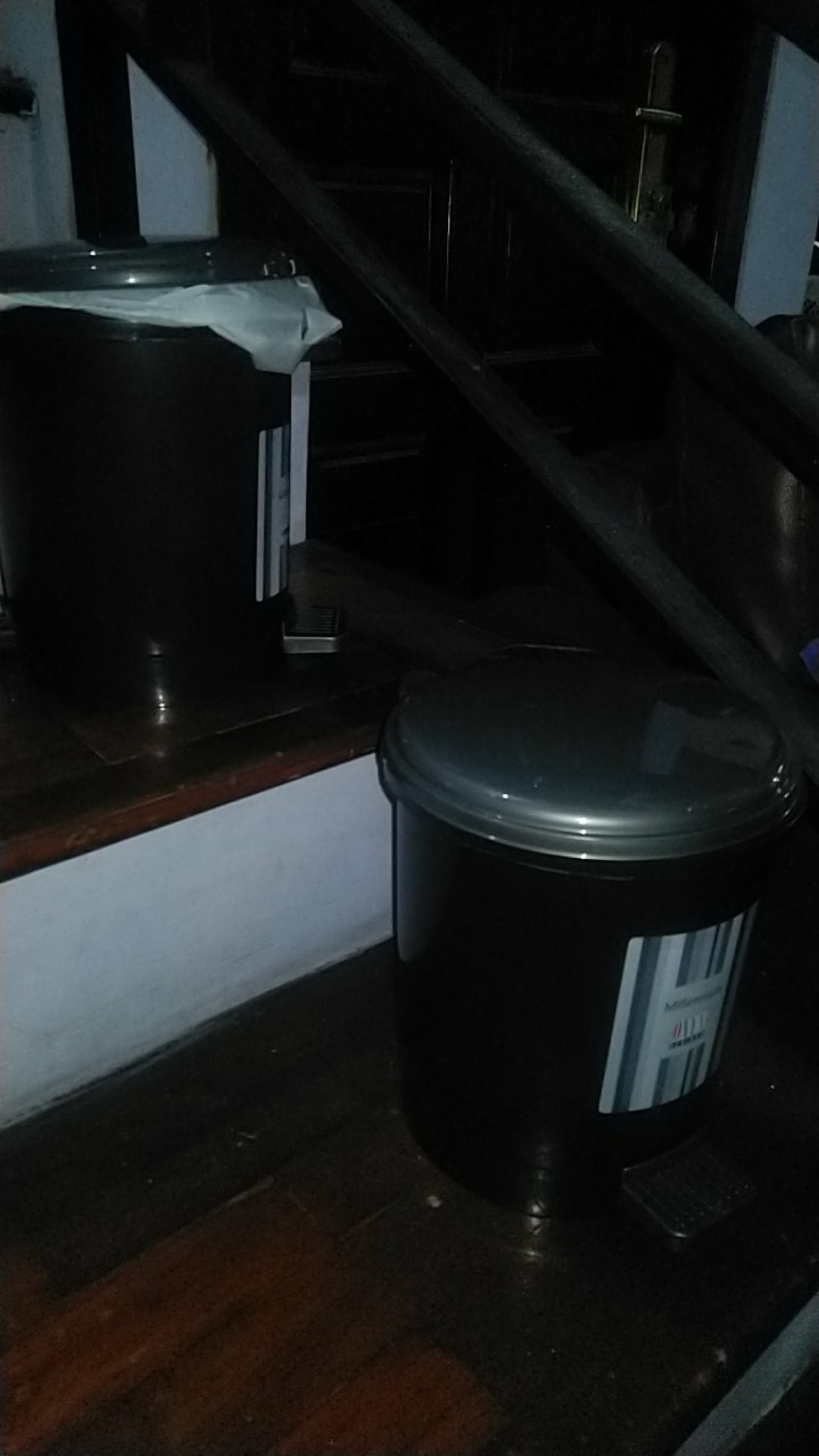 Onyx Tempat Sampah Bulat Injak / Round Step Bin 2.8 L X2