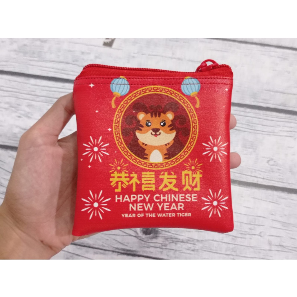 

Dompet ANGPAO Sincia Imlek Bahan Oscar Lucu Printing 2 Sisi / Angpao Imlek 2022 / Angpao Imlek Happy Chinese New Year