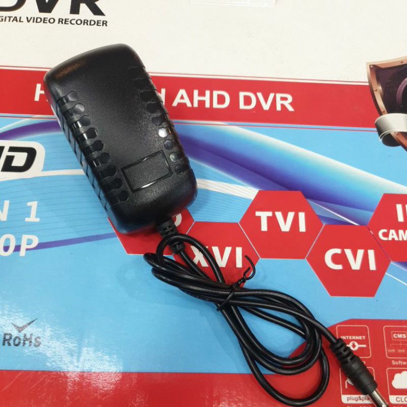 adaptor dvr 12v 2A