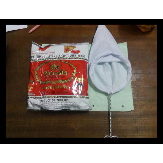 

Cuci Gudang Thai Tea Number One Brand Cha Tramue 400 Gr + Saringan Tea