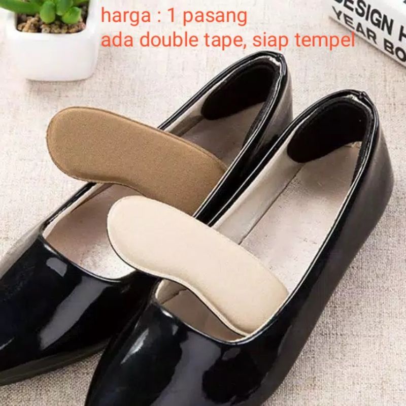 Bantalan Pelindung Tumit Kaki Sepatu 1 pasang Insole Heels Protector Insole Sepatu Stiker Bantalan Pelindung Tumit Sepatu Anti Lecet Sakit Pad Heel Sticker