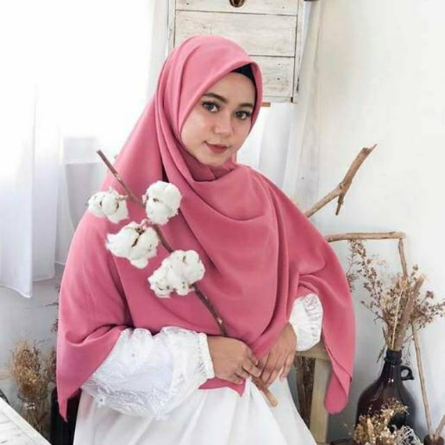 TERMURAH JILBAB SQUARE CREPE SYARI LC UMAMA/HIJAB SEGIEMPAT DIAMOND SYARI UMAMA (1KG MUAT 10PCS)