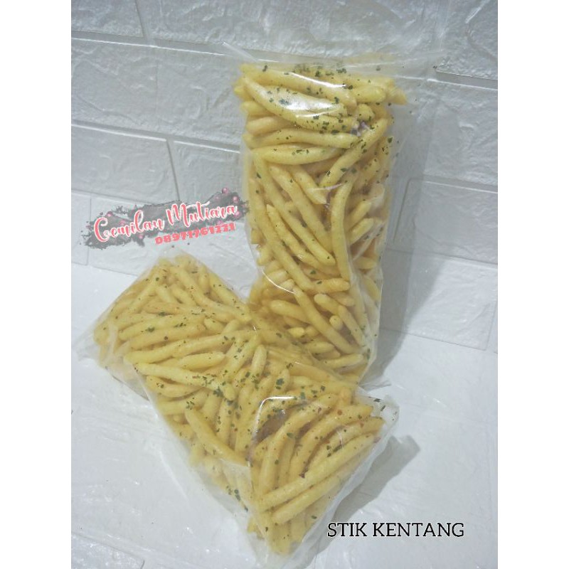 

cemilan stik kentang