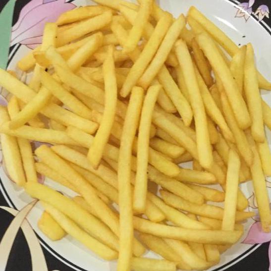 

Kentang Goreng Beku Shoestring Butter Coated French Fries Renyah 2,5Kg Termurah