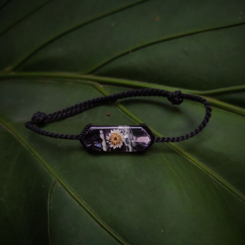 Gelang resin edelweis glow in the dark spartan
