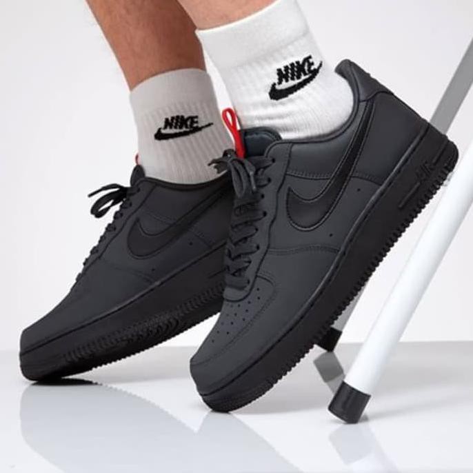air force 1 07 trainers anthracite black uni red black