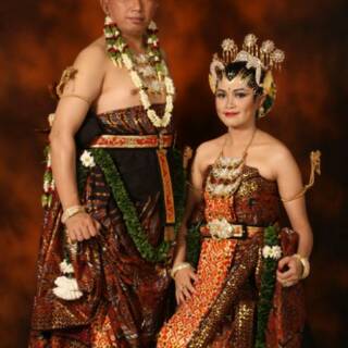 DODOTAN JAWA Baju pengantin adat jawa baju akad baju ada DODOTAN JAWA Baju pengantin adat jawa baju akad baju ada