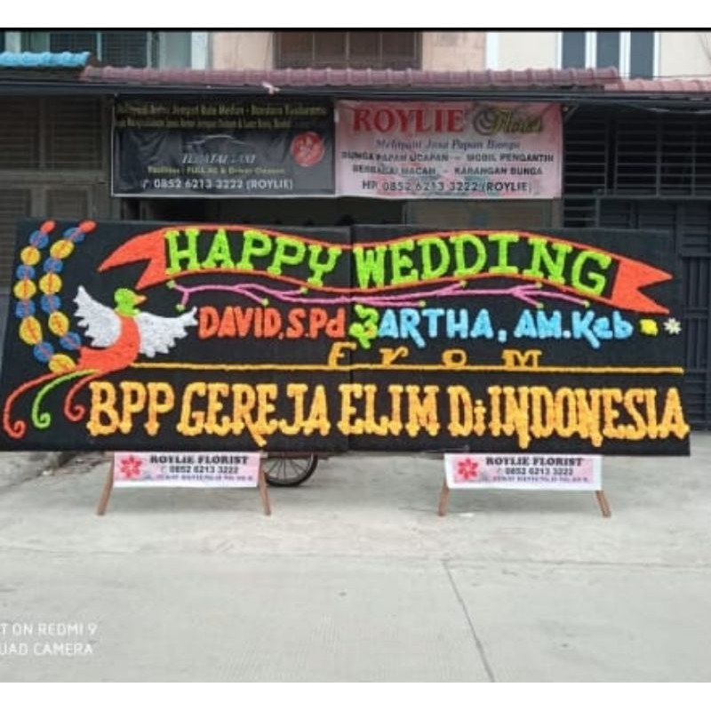 

PAPAN BUNGA MEDAN (HAPPY WEDDING/TURUT BERDUKACITA/SELAMAT SUKSES)