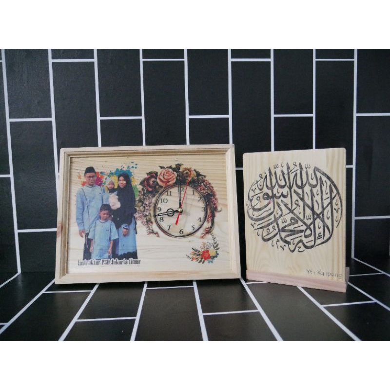jam foto kayu custom