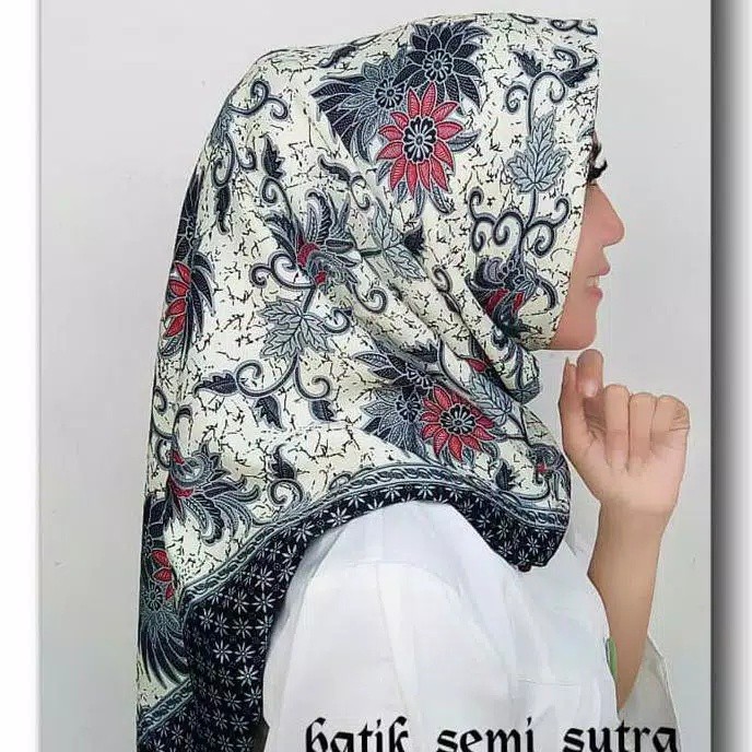 Wulania Hijab segi empat square kerudung batik sutera wanita