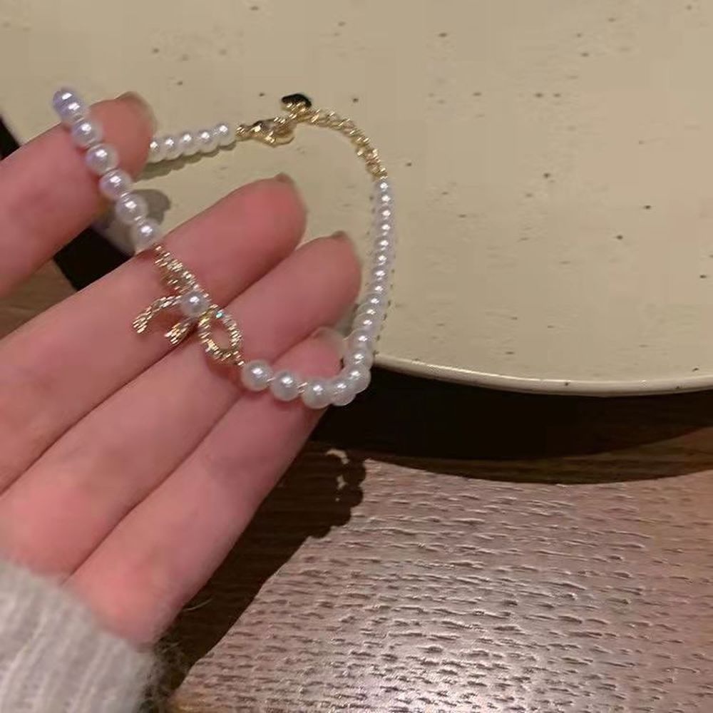 Gelang Mutiara Aksen Berlian Gaya Vintage Untuk Wanita