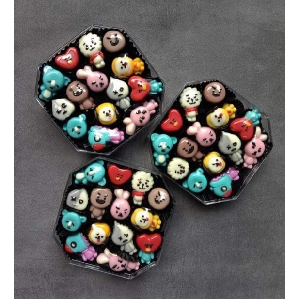 

terlezat coklat karakter BT21