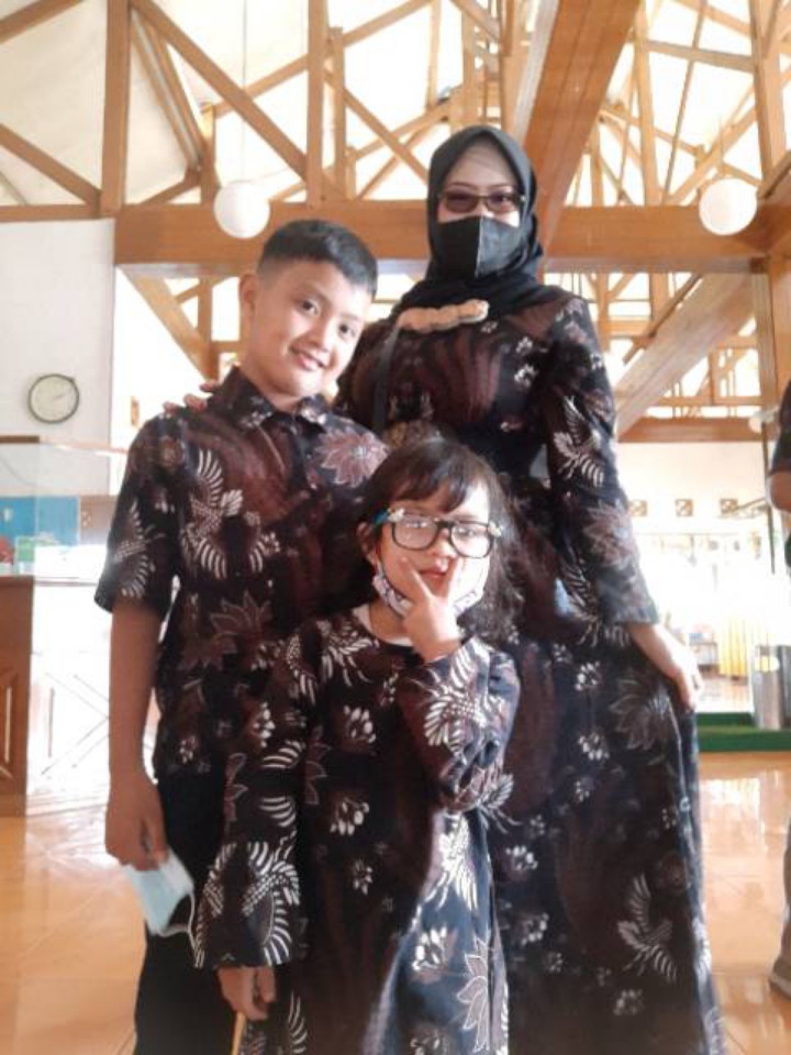 Batik Couple Gamis Busui Copel Batik Terbaru Ndoro Jawi Dnt Terbaru 2021