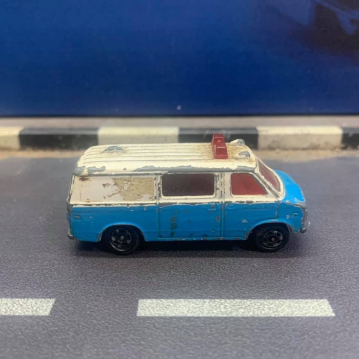 Tomica Foreign F22 Chevrolet Chevy Van JUNK - Skala 1/78