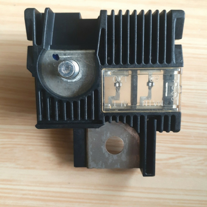 sikring kepala aki toyota yaris, vios