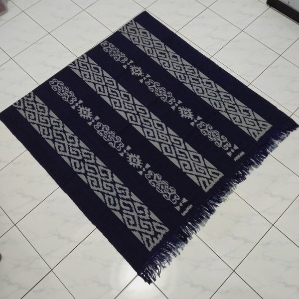 Kain Tenun Blanket Kain Tenun Etnik Toraja Warna Biru Navy