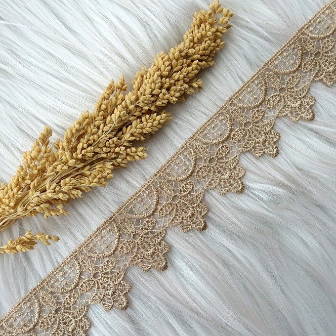 Kain Renda Bordir Giper -Bunga Sedang -14403(L:-/+ 4cm)Per Yard