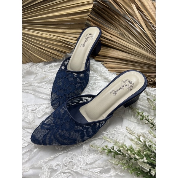 sepatu wanita seyla navy tinggi 5cm tahu