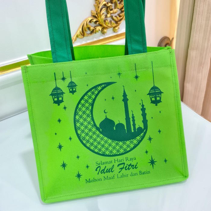 

✨ BISA COD ✨ Goodie Bag Lebaran Tas Kain Spunbond Idul Fitri. (Per10pc) - Spunbond Medium