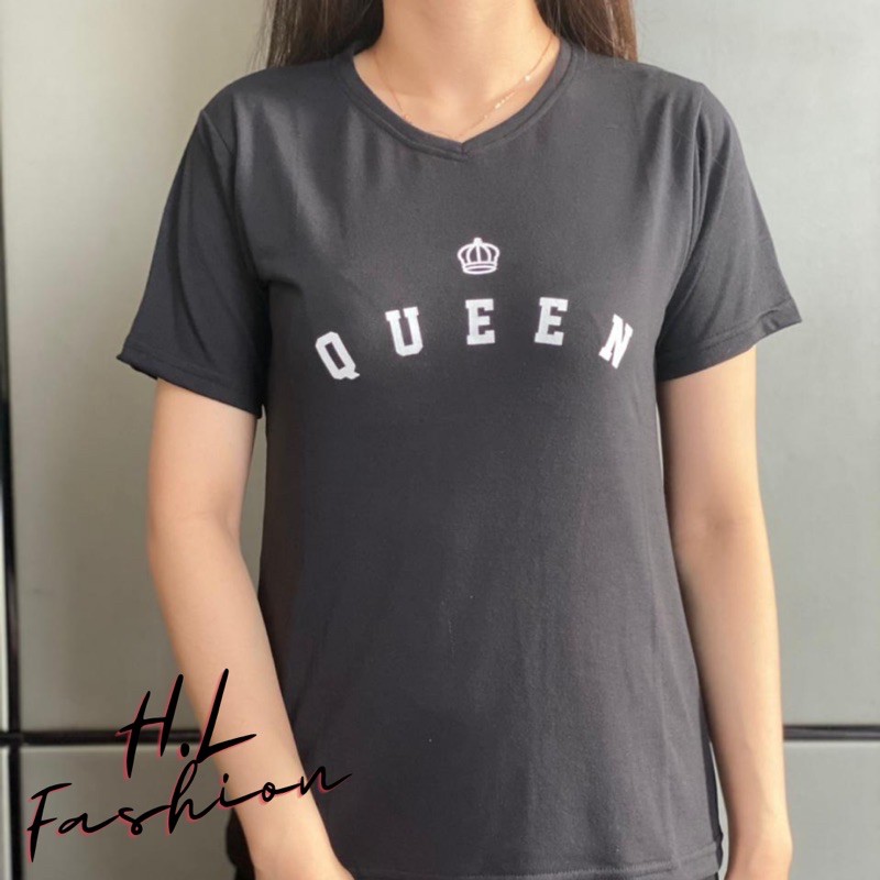 Kaos Wanita leher V “queen”