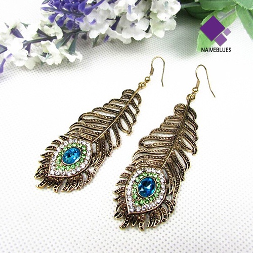 Anting Kait Desain Bulu Merak Aksen Berlian Imitasi Gaya Vintage Untuk Wanita