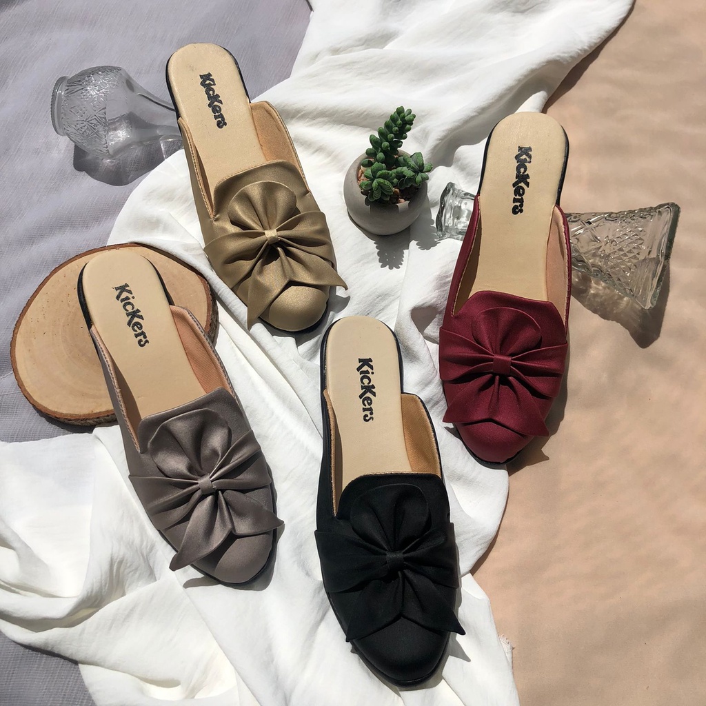 SLOP DESI 5 SENDAL CEWEK BUNGA PITA CANTIK SANDAL TEPLEK WANITA CASUAL FEMINIM BLOW MULES FLATS KEKINIAN TERUPDATE SELOP SENDAL PEREMPUAN PESTA KONDANGAN CEWEK TINGGI SLOP TERLARIS TERBARU