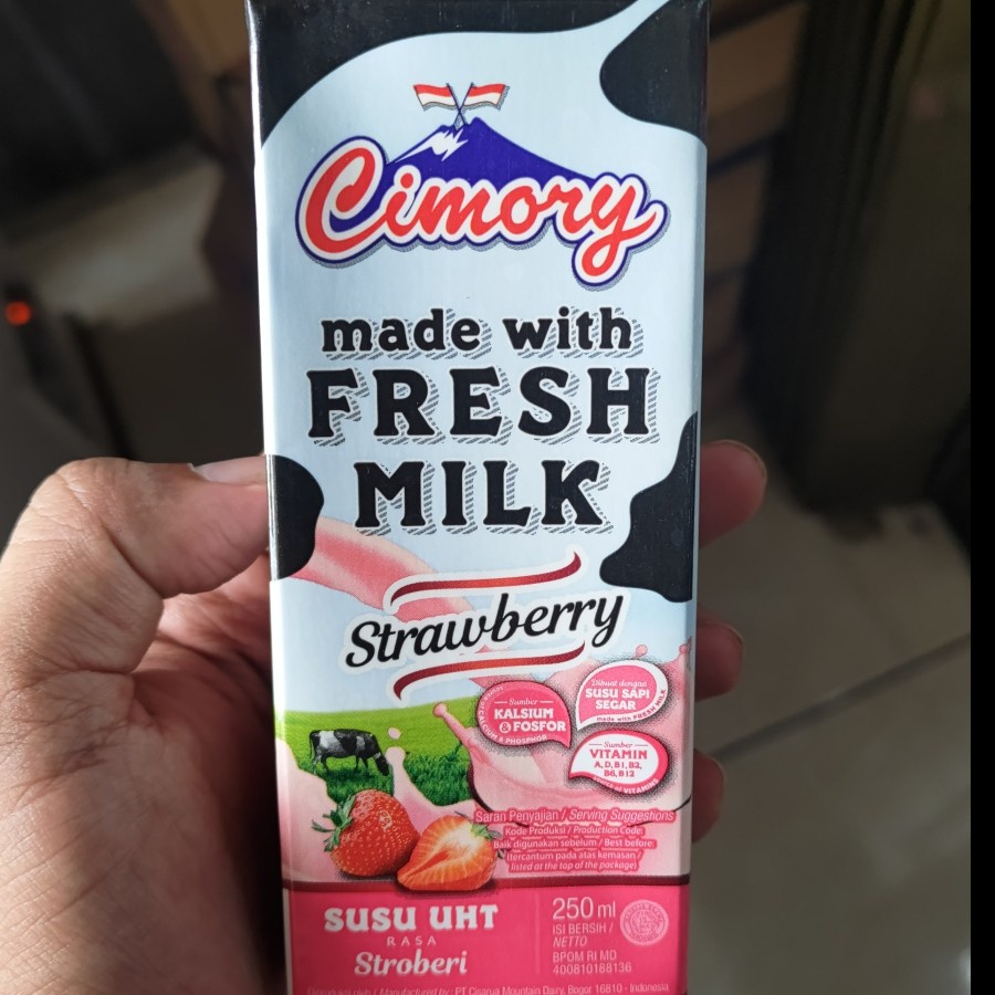 

Cimory fresh milk strawberry 250 ml