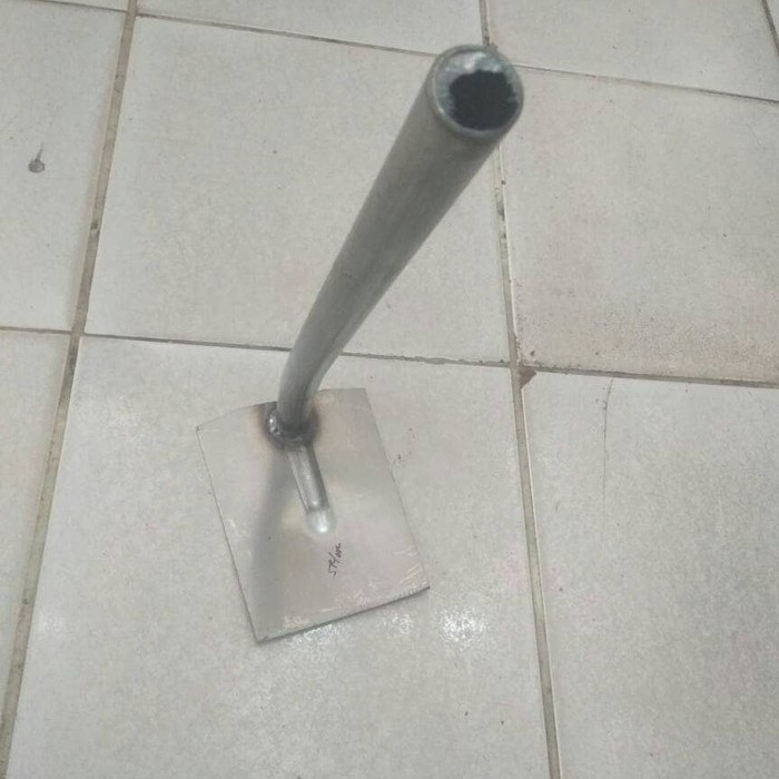 pacul mini / cangkul kecil besi berkebun taman