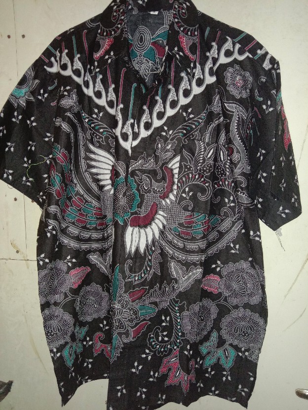 Hem Pria Lengan Pendek Terbaru Original M L Xl