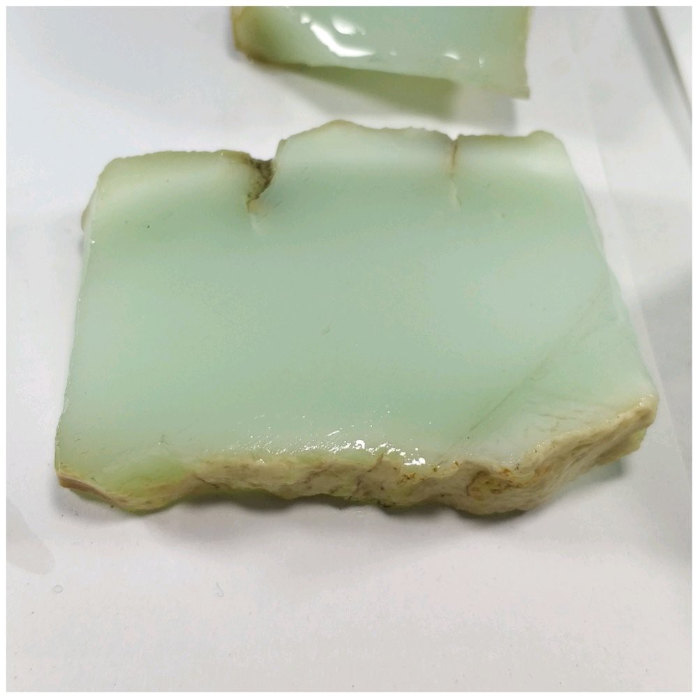 NATURAL BAHAN BATU GIOK BAU-BAU ASLI SULAWESI DARI BAHAN TERBAIK WARNA SOLID LIKE CHRYSOPRASE