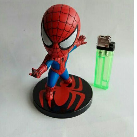 MAINAN ACTION FIGURE SPIDERMAN STATUE