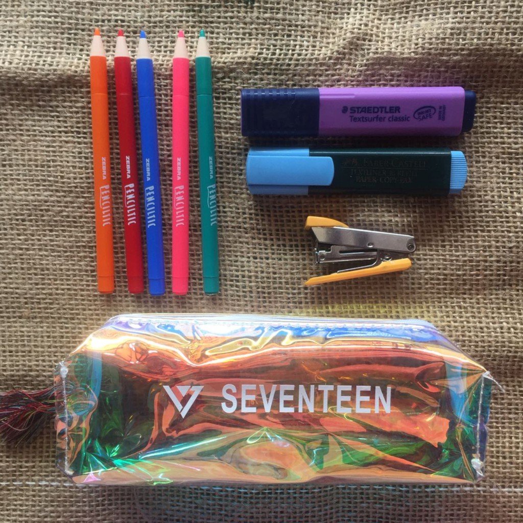 

TEMPAT PENSIL SEVENTEEN HOLOGRAM