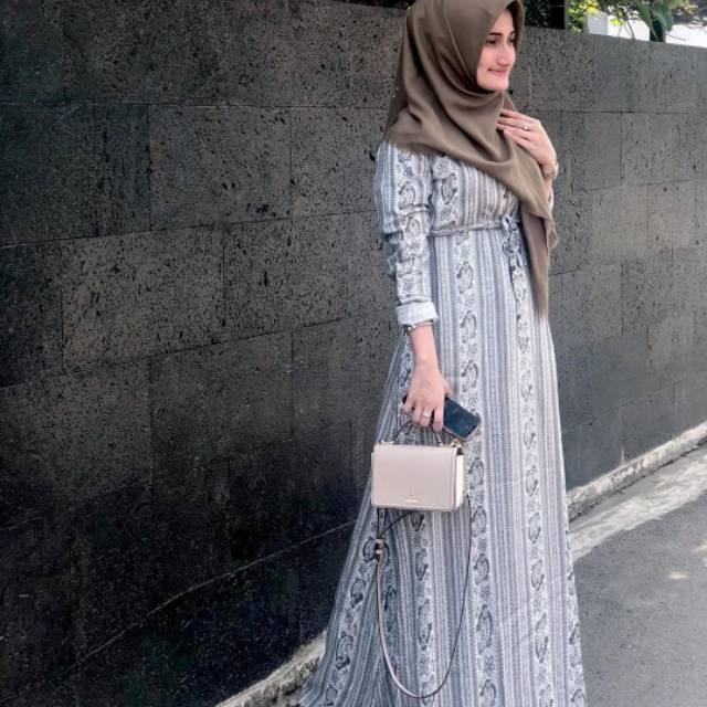 Yasmin dress by. Nadeea.Id