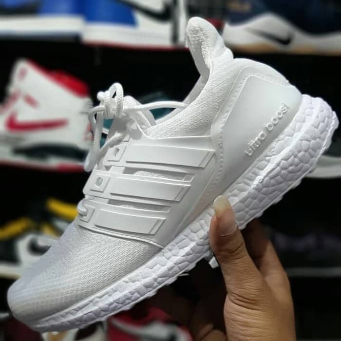 Sepatu Sneakers Wanita Model Korea Casual Round Toe Bahan Kulit Sapi Tebal