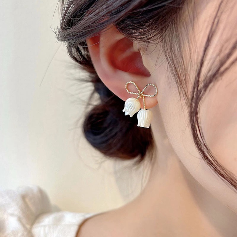 Fancyqube Anting Juntai Bentuk Bunga Tulip Warna Emas Putih Untuk Wanita