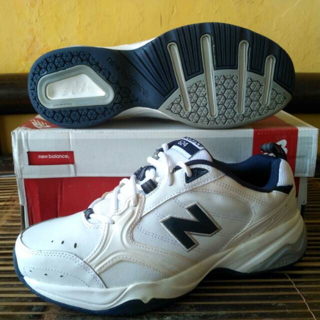 new balance mx624wn2