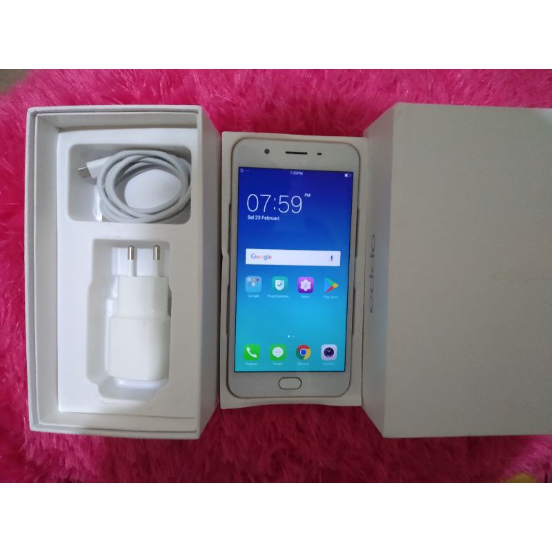 Oppo f1s ram 3/32gb second like new
