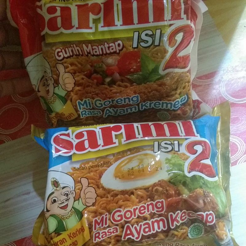 

sarimi isi 2 goreng ayam kremes